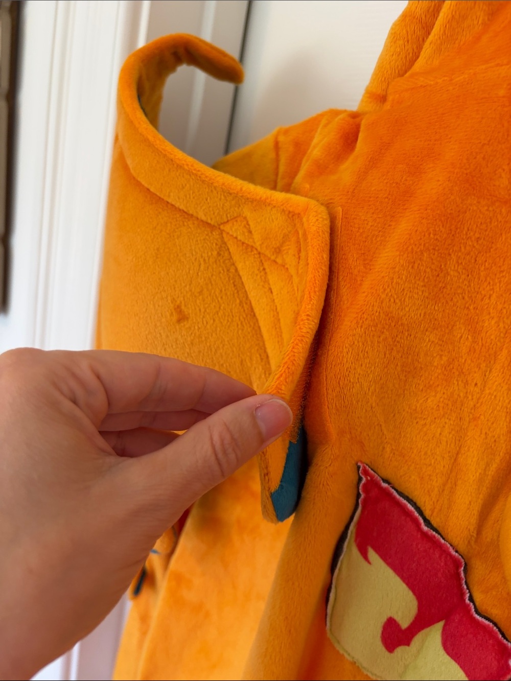 Charizard!! Boy 7/8!! Disguise Orange & Yellow Kids Costume - Picture 11 of 14